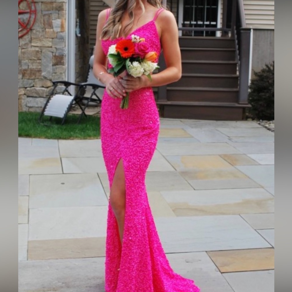 Sherri Hill prom dress! Only worn once great condition!